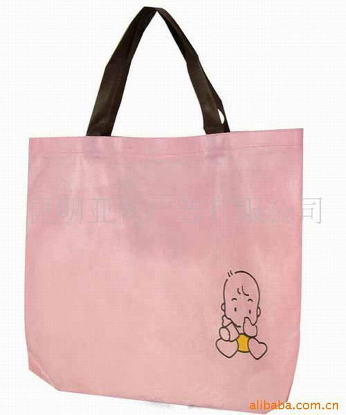 云南昆明印刷廠 專業打造高品質紙類印刷產品，從手提袋到禮品盒的全方位服務